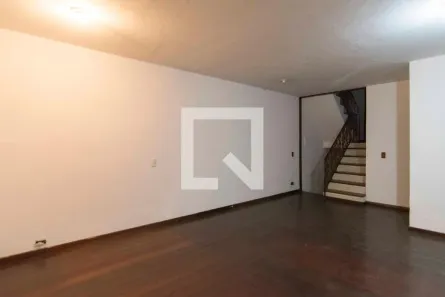 Casa com 4 Quartos à venda, 400m² no Vila Clarice, São Paulo
