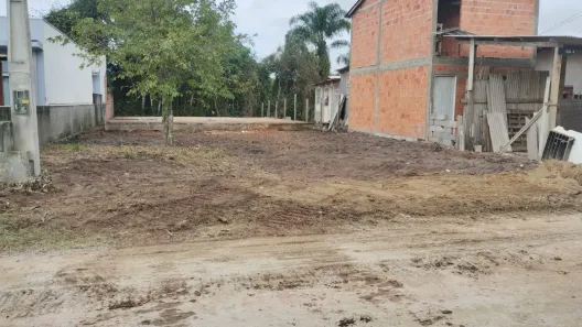 Lote/Terreno à venda, 402m² no Itacolomi, Balneário Piçarras