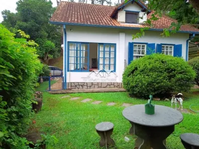 Casa com 5 Quartos à venda, 260m² no Itaipava, Petrópolis