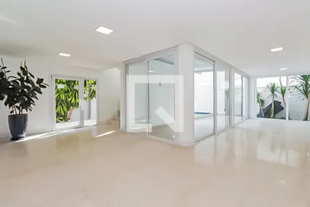 Casa com 5 Quartos à venda, 332m² no Jardim Petrópolis, São Paulo
