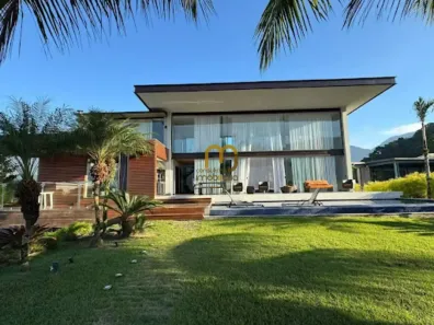 Casa de Condomínio com 5 Quartos para alugar, 480m² no , Mangaratiba