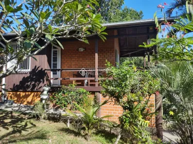Casa com 2 Quartos à venda, 152m² no Guarda do Embaú, Palhoça