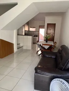 Sobrado com 2 Quartos à venda, 75m² no Coroa Vermelha, Santa Cruz Cabrália