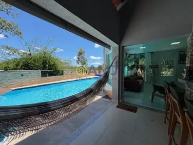 Fazenda/Sítio com 4 Quartos à venda, 380m² no Zona Rural, Hidrolândia