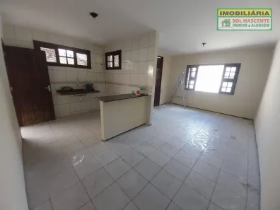 Casa com 3 Quartos para venda ou aluguel, 88m² no Guajeru, Fortaleza
