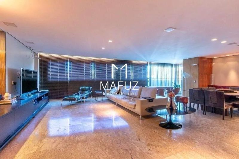 Apartamento com 4 quartos — Santo Antônio, Belo Horizonte