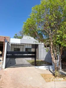 Casa com 3 Quartos à venda, 74m² no Parque Tarumã, Maringá