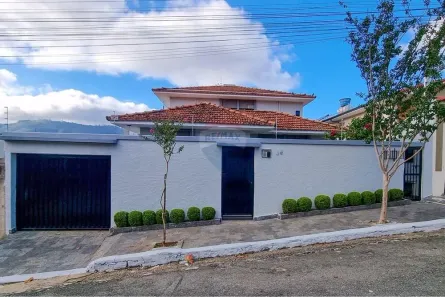 Casa com 5 Quartos à venda, 311m² no Jardim Quisisana, Poços de Caldas