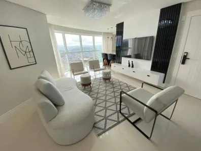Apartamento com 3 Quartos à venda, 138m² no Centro, Balneário Camboriú