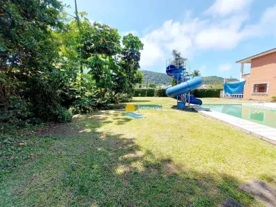 Casa com 4 Quartos à venda, 680m² no Guaiúba, Guarujá
