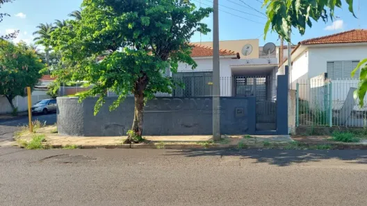 Casa com 3 Quartos à venda, 231m² no Centro, Araraquara