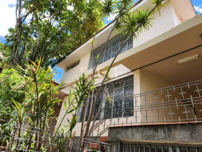 Casa com 3 Quartos à venda, 382m² no Pacaembu, São Paulo