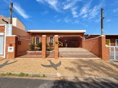 Casa com 3 Quartos à venda, 192m² no Jardim Nova Europa, Campinas