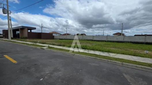 Lote/Terreno à venda, 200m² no Espinheiros, Joinville