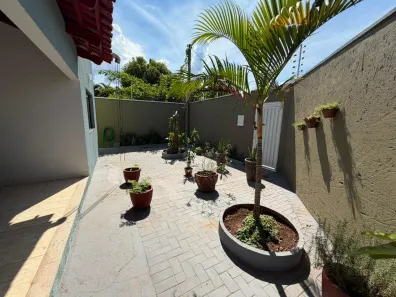 Sobrado com 3 Quartos à venda, 180m² no Plano Diretor Sul, Palmas