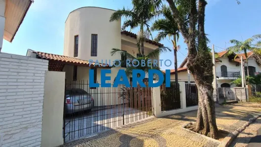 Casa com 2 Quartos à venda, 231m² no Vila Embaré, Valinhos