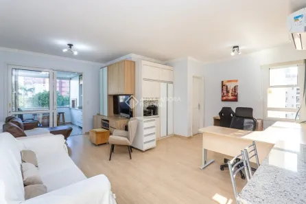 Apartamento com 3 Quartos à venda, 113m² no Chácara das Pedras, Porto Alegre