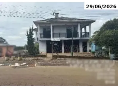 Sobrado com 2 Quartos à venda, 399m² no Engenheiro Luiz Englert, Sertão