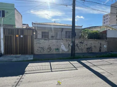 Casa com 4 Quartos à venda, 429m² no Parreão, Fortaleza