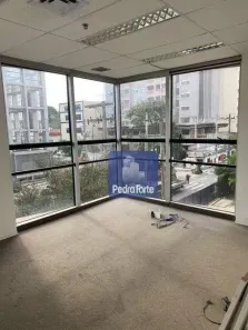 Sala Comercial para alugar, 270m² no Chácara Santo Antônio (Zona Sul), São Paulo