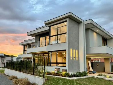 Casa de Condomínio com 4 Quartos à venda, 313m² no Swiss Park, Campinas