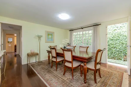 Casa com 3 Quartos à venda, 230m² no Santo Inácio, Curitiba