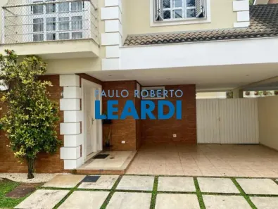 Casa de Condomínio com 4 Quartos à venda, 300m² no Jardim Petrópolis, São Paulo