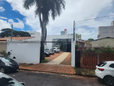 Ponto Comercial com 1 Quarto à venda, 130m² no Brasil, Uberlândia