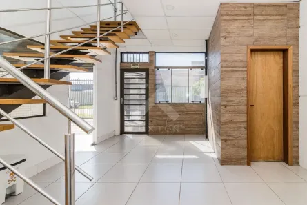 Galpão/Depósito/Armazém à venda, 195m² no Sarandi, Porto Alegre