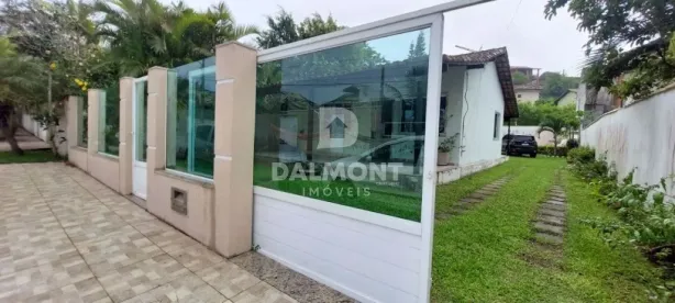 Casa com 2 Quartos à venda, 120m² no Peró, Cabo Frio