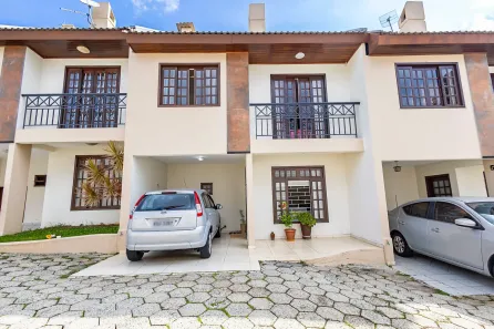 Sobrado com 4 Quartos à venda, 130m² no Vista Alegre, Curitiba
