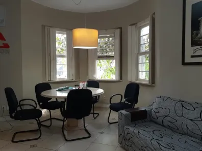 Casa com 3 Quartos à venda, 173m² no Rio Branco, Porto Alegre