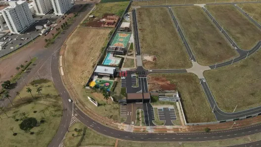 Lote/Terreno à venda, 318m² no Conjunto Habitacional Pindorama, Londrina