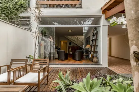 Casa com 3 Quartos para alugar, 220m² no Jardim Paulistano, São Paulo