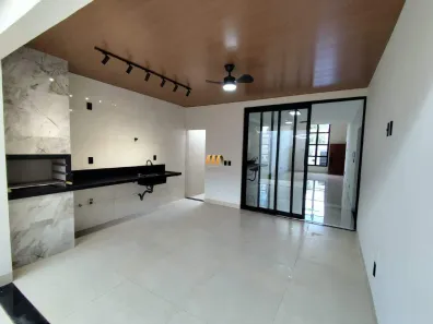 Casa com 3 Quartos à venda, 161m² no Jardim Ana Paula, Anápolis
