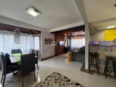 Fazenda/Sítio com 4 Quartos à venda, 300m² no Guaratiba, Rio de Janeiro