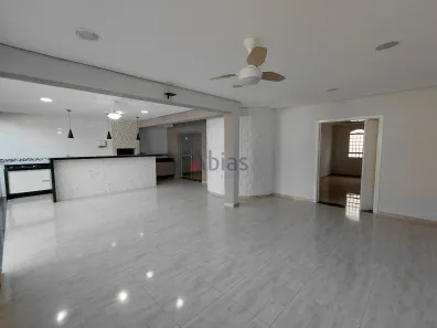 Casa com 3 Quartos à venda, 270m² no Residencial Samambaia, São Carlos