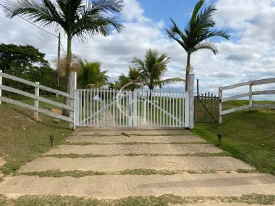 Fazenda/Sítio com 4 Quartos à venda, 280m² no Gramadinho, Porto Feliz