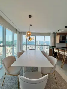 Apartamento com 4 Quartos para alugar, 140m² no Centro, Balneário Camboriú