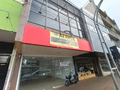 Sala Comercial para alugar, 200m² no Centro, Cascavel