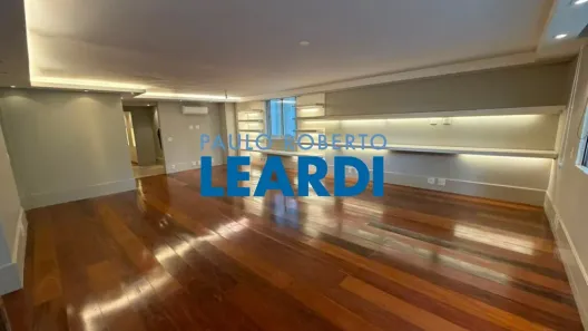 Apartamento com 3 Quartos para alugar, 210m² no Jardim Europa, São Paulo