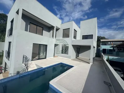 Casa de Condomínio com 3 Quartos à venda, 300m² no Chácara Moinho Velho, Carapicuíba