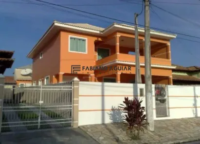 Casa com 4 Quartos à venda, 255m² no Vila Capri, Araruama
