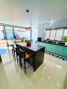 Sobrado com 4 Quartos à venda, 200m² no Setor Norte Ferroviário, Goiânia