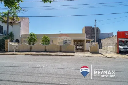 Casa com 3 Quartos à venda, 156m² no Vila Embaré, Valinhos