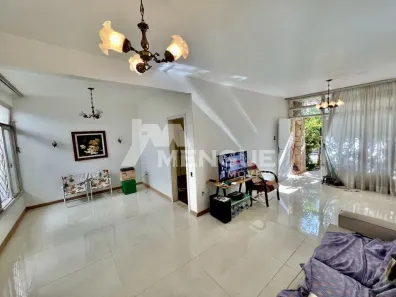 Casa com 4 Quartos à venda, 205m² no Jardim São Pedro, Porto Alegre