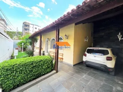 Casa com 3 Quartos à venda, 210m² no Jaraguá, Belo Horizonte