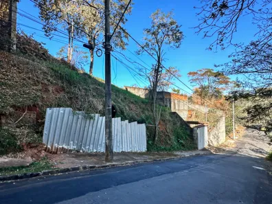 Lote/Terreno à venda, 684m² no Granbery, Juiz de Fora