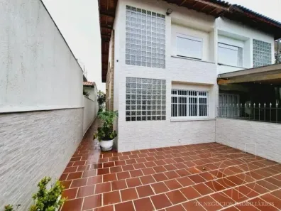 Casa com 3 Quartos à venda, 186m² no Caxingui, São Paulo