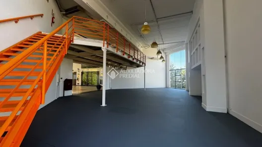 Ponto Comercial à venda, 250m² no João Paulo, Florianópolis